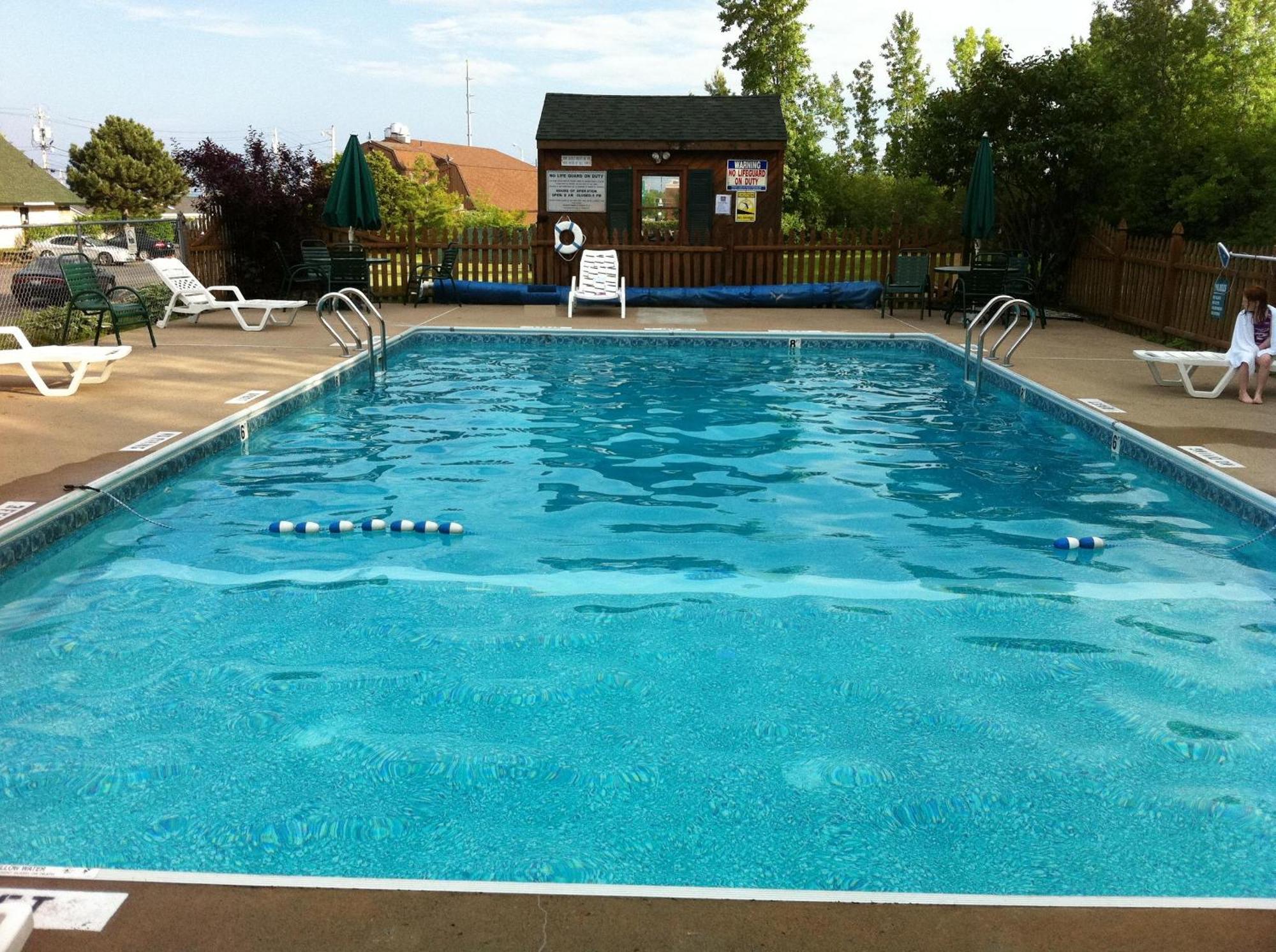 Americas Best Value Inn Plattsburgh Facilidades foto