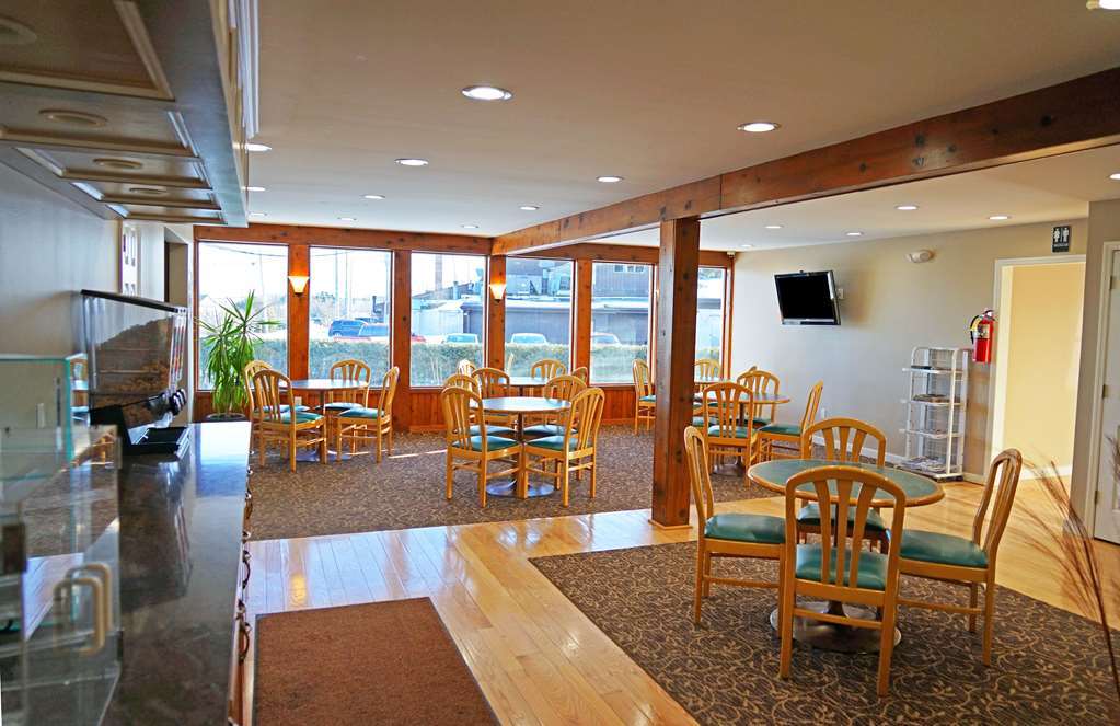 Americas Best Value Inn Plattsburgh Restaurante foto