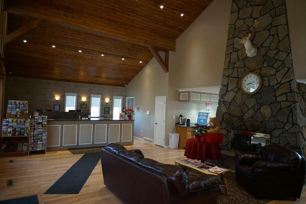 Americas Best Value Inn Plattsburgh Exterior foto